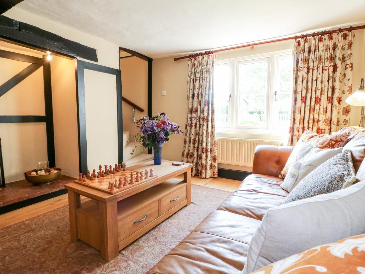 Bluebell Cottage Rugeley Eksteriør billede